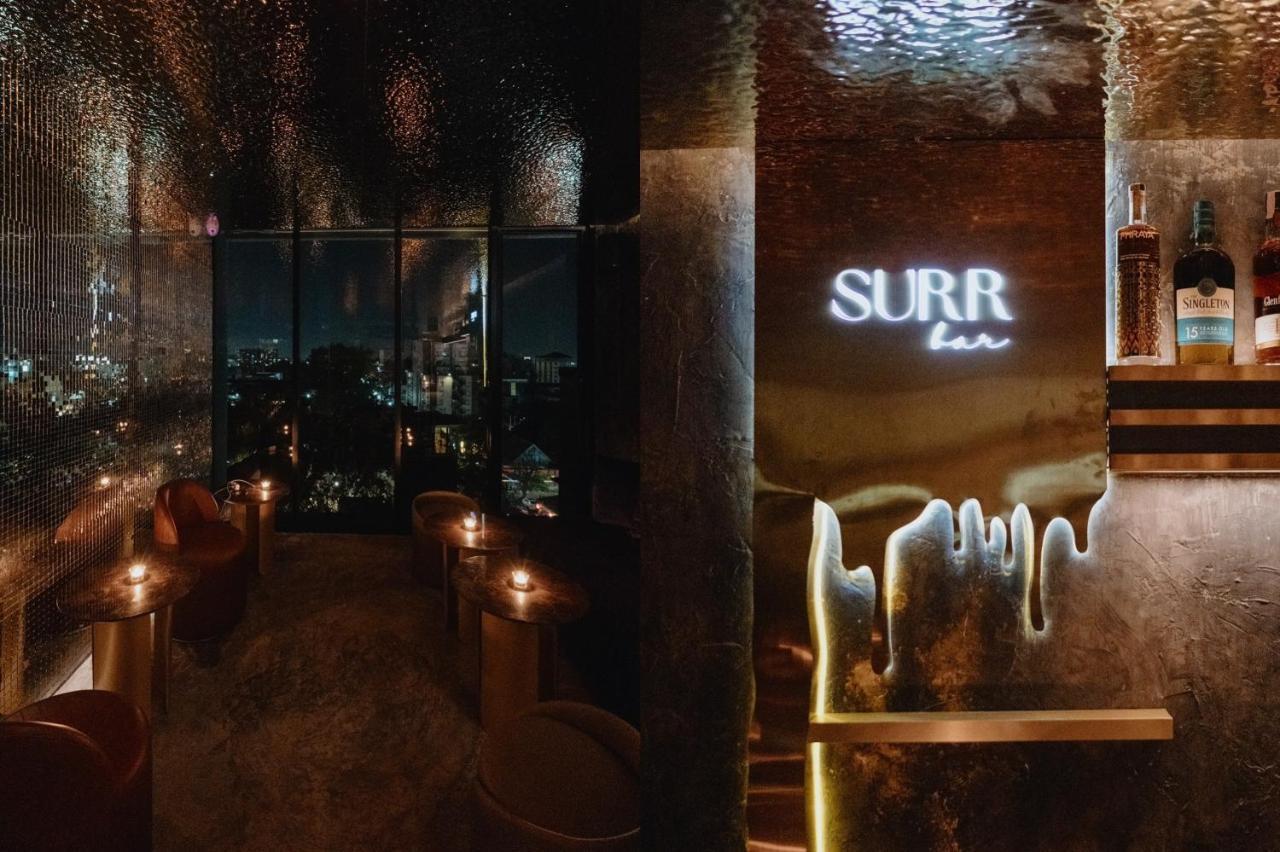 Art Mai Gallery Nimman Hotel Τσιάνγκ Μάι Εξωτερικό φωτογραφία SURR Restaurant