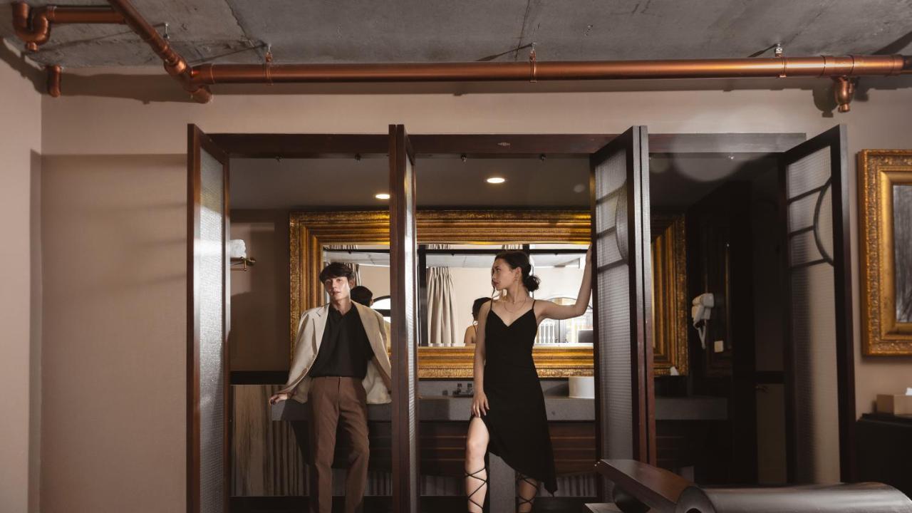Art Mai Gallery Nimman Hotel Τσιάνγκ Μάι Εξωτερικό φωτογραφία The 2019 production of The Seagull at the National Theatre of Korea