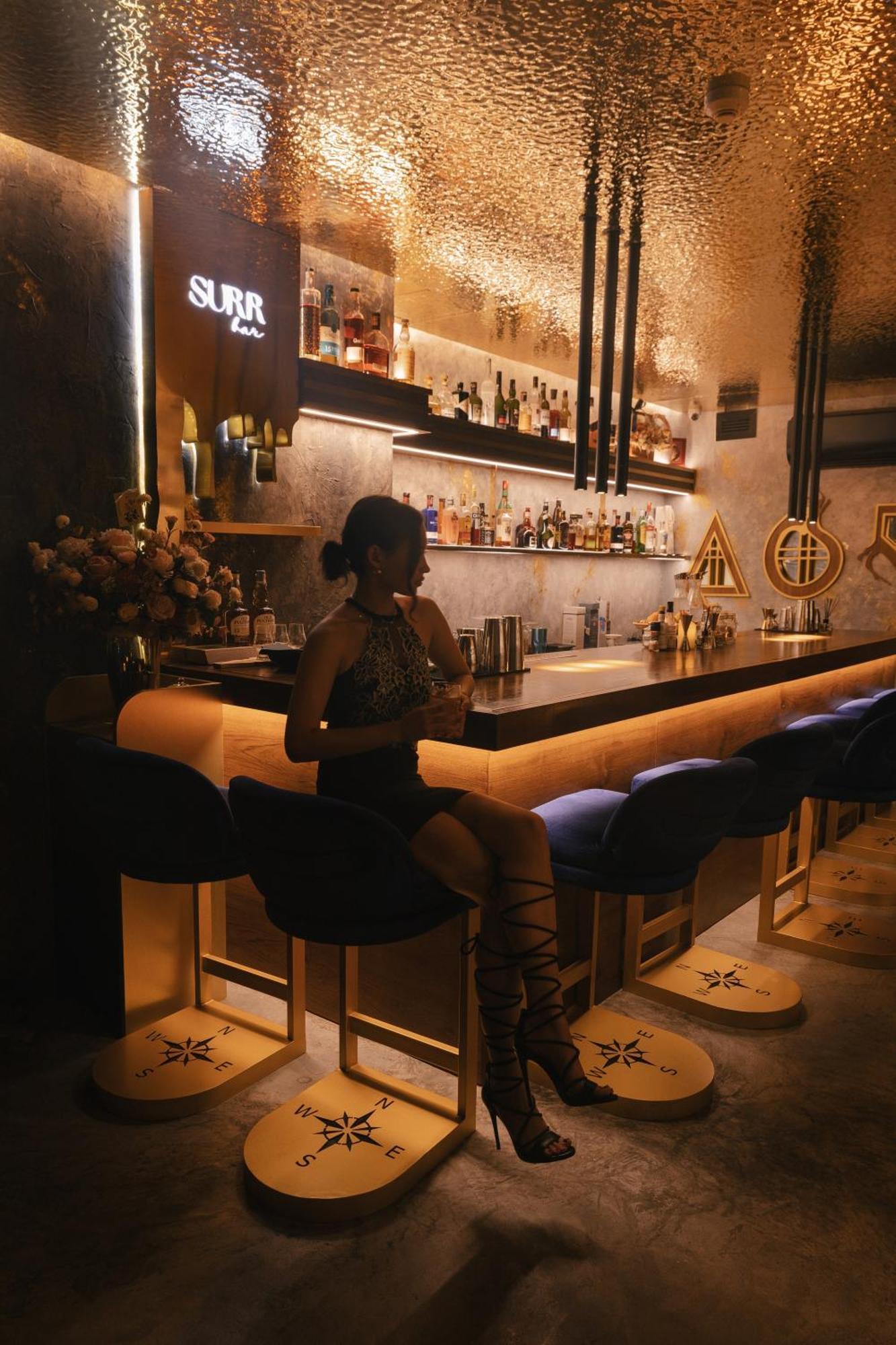 Art Mai Gallery Nimman Hotel Τσιάνγκ Μάι Εξωτερικό φωτογραφία The bar at the London Edition